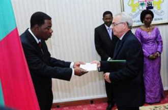 Benin : LÂ’ambassadeur français récusé et expulsé  